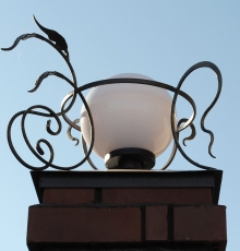 Колпак на столб с фонарем "Вьюн"