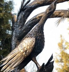 Кованый глухарь на дереве