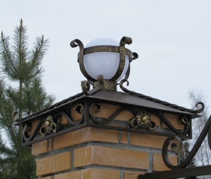 Колпак на столб с фонарем "Факел"